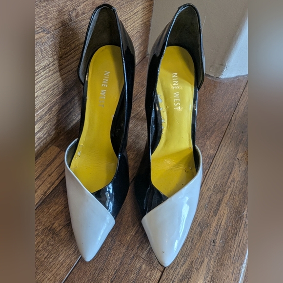 Nine West White and Black Patent Vegan Leather Stiletto Pumps Size 7 - Picture 6 of 14
